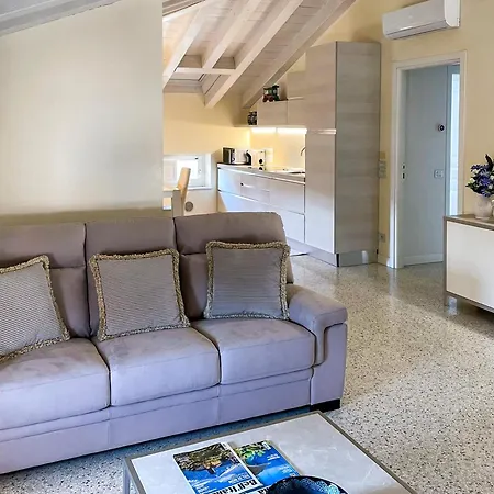 Гостевой дом Juliet House 2*