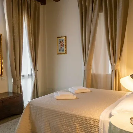 Juliet House Vérone