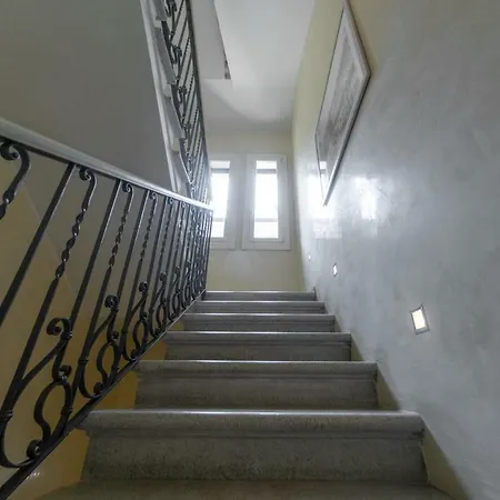 Juliet House Гостевой дом Верона