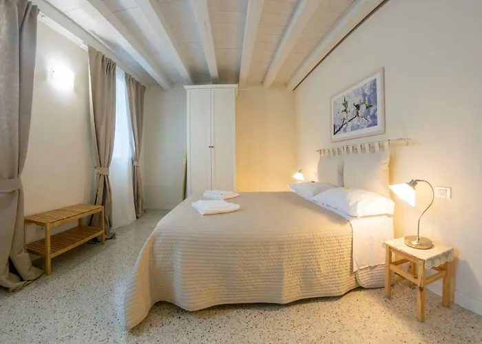 Juliet House 4* Verona