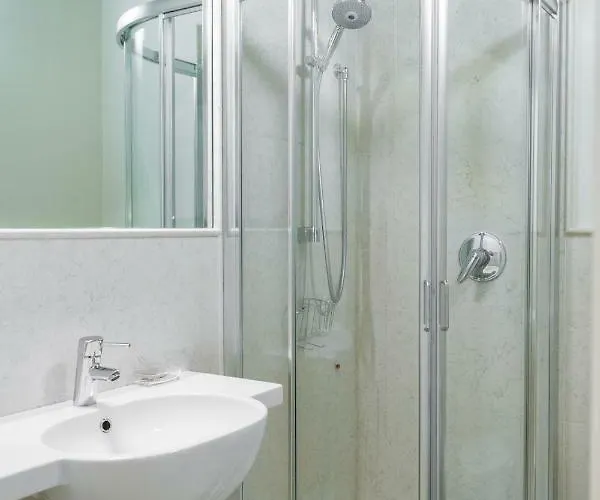 Juliet House Gasthof 4*