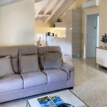 Πανσιόν Juliet House 4*