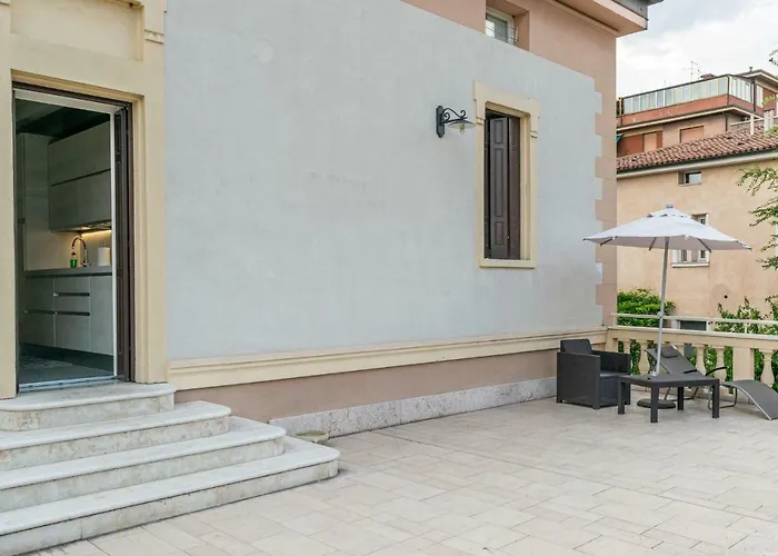 Juliet House 4* Verona