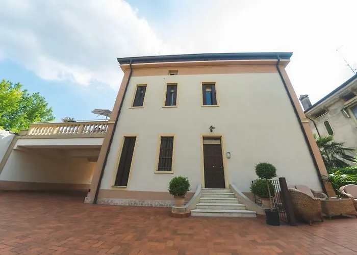 Juliet House Vendégház