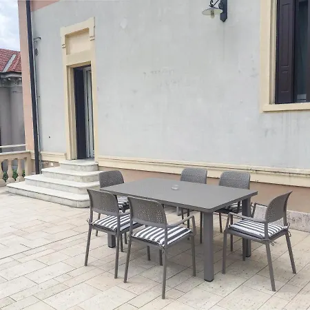 Juliet House Penzion Verona